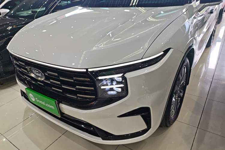 Used Ford Edge 2023 Edge L 2.0T EcoBoost E-Hybrid Four-Wheel Drive Seven-Seat Supreme Model