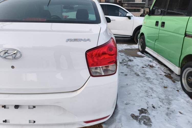 Used Hyundai Verna 2017 1.4L Manual Refreshed Version China V Standard