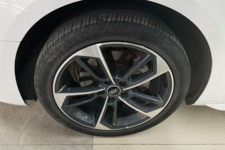 Used Audi A4L 2022 40 TFSI Fashion Dynamic Model
