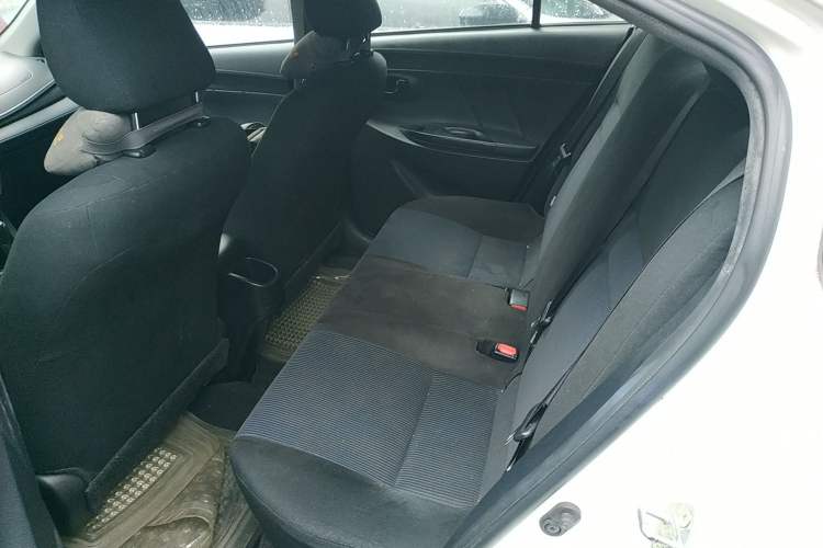 Used Toyota YARiS L 2017 1.5E CVT Dynamic Edition
