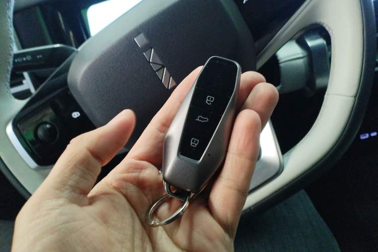 Used  03 2024 501km Four-wheel Drive Long-range Intelligent Driving Edition
