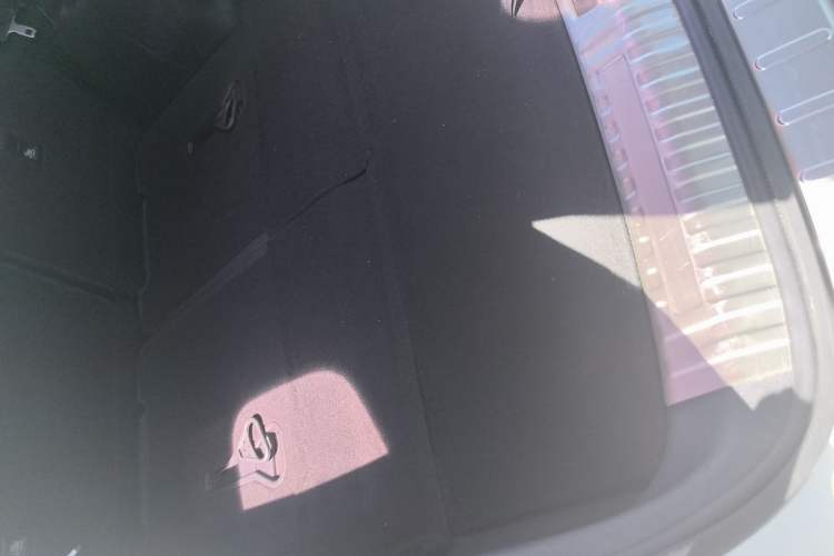 Used BYD Song MAX 2017 1.5T Automatic Smart Connect Elite 7-Seater
