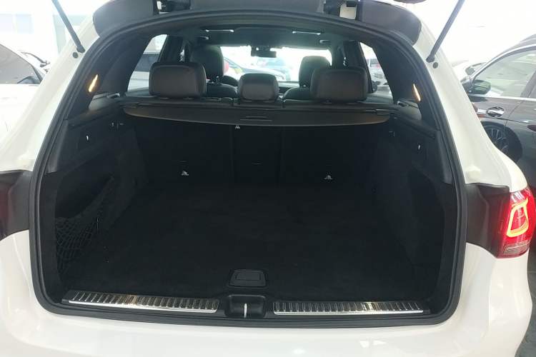 Used Mercedes-Benz GLC 2021 GLC 260 L 4MATIC Luxury Model