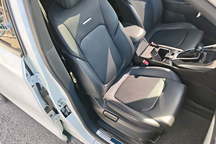 Used SAIC MAXUS G50 2019 1.5T Automatic Luxury Edition China V Standard
