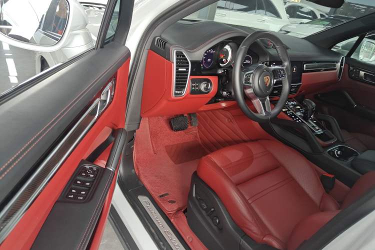 Used Porsche Cayenne 2023 Cayenne 3.0T Platinum Edition
