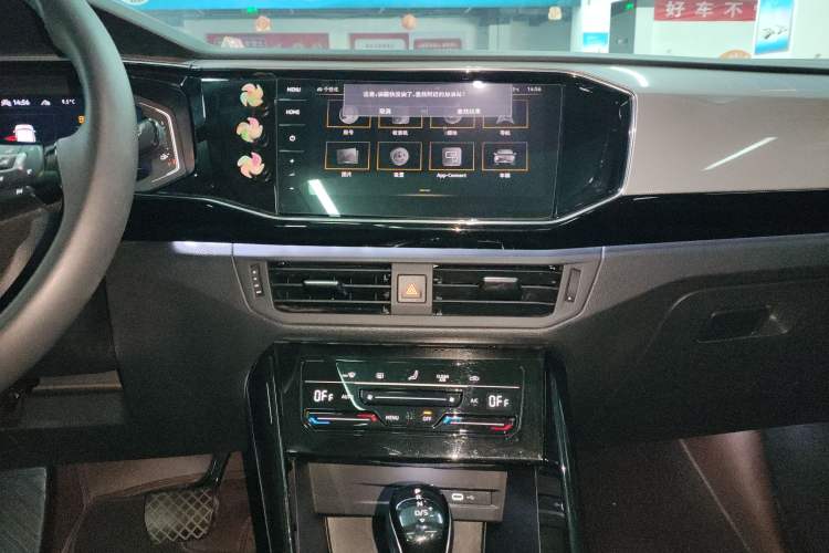 Used Volkswagen Tayron 2021 330TSI Two-Wheel Drive Luxury Smart Connectivity Version