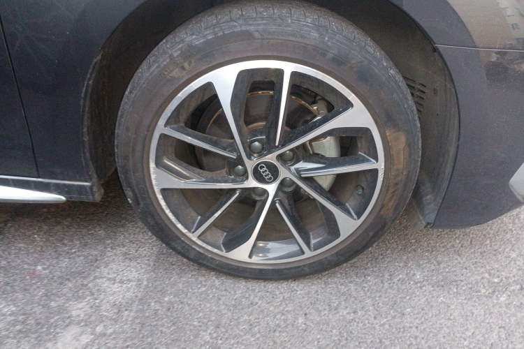 Used Audi A3 2023 Restyled A3L Limousine 35 TFSI Ambition Sport Edition
