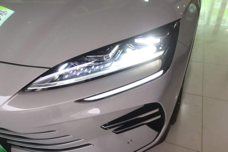 Used BYD Song PLUS New Energy 2025 DM-i Intelligent Driving 160KM Flagship Model
