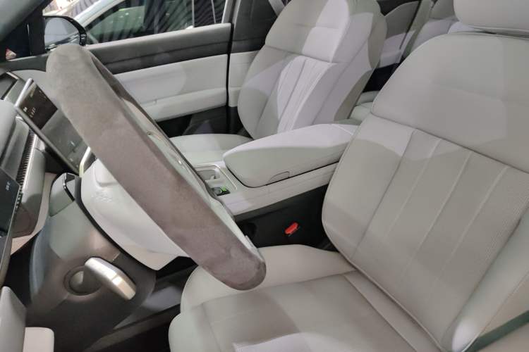 Used Nio ES8 2024 75 kWh