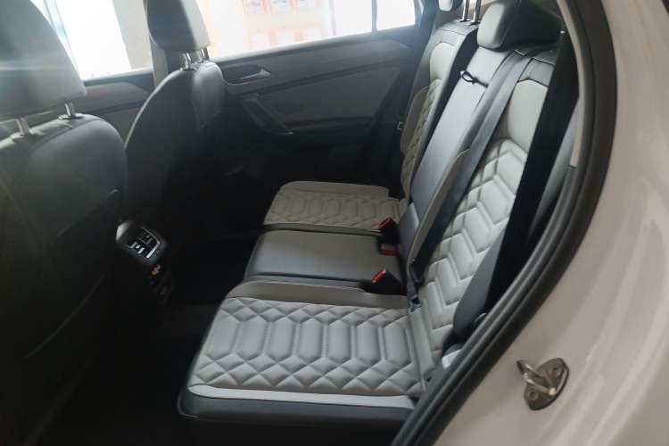 Used Volkswagen Tayron 2024 380TSI Four-Wheel Drive R-Line High-Energy Version
