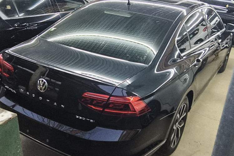 Used Volkswagen Magotan 2020 330TSI DSG Leading Model
