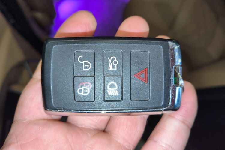 Used Jaguar XFL 2023 XFL 2.0T P250 Two-Wheel-Drive Luxury Deluxe Edition
