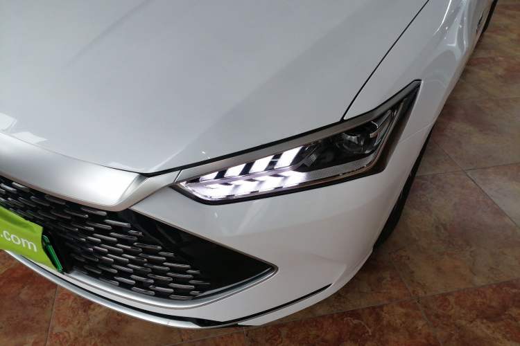 Used BYD Qin PLUS 2024 HONOR Edition DM-i 55KM Leading Model
