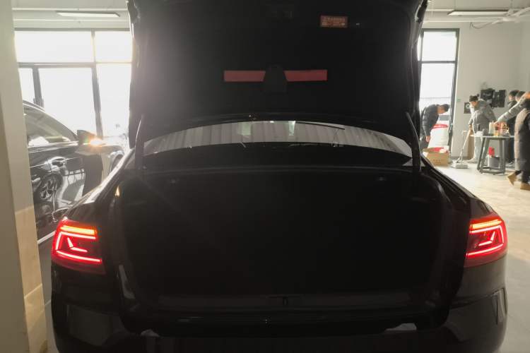 Used Volkswagen Magotan 2020 330TSI DSG Luxury Edition
