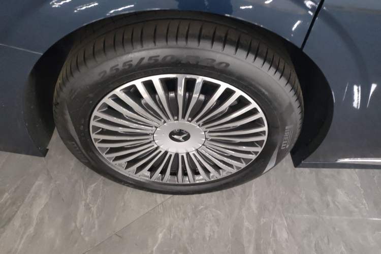 Used VOYAH Dream 2025 PHEV Four-Wheel-Drive Flagship Kunpeng Edition
