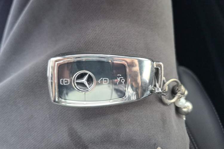 Used Mercedes-Benz A-Class 2021 A 200 L Sport Sedan Fashion Model
