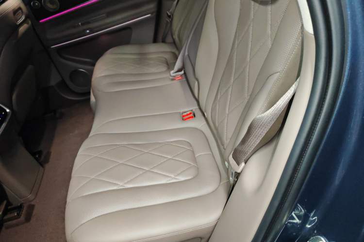 Used Hima AITO M9 2024 Range-Extended Ultra Version 52 kWh 5-Seater Model
