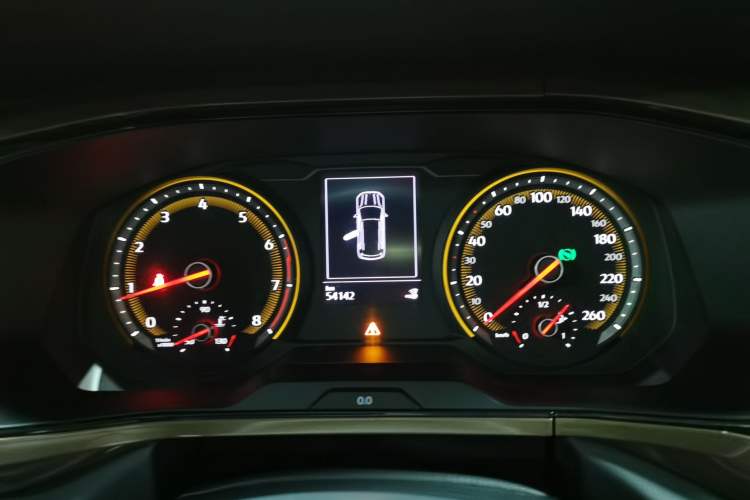 Used Volkswagen Tharu 2021 280TSI Two-Wheel-Drive Luxury Plus Edition
