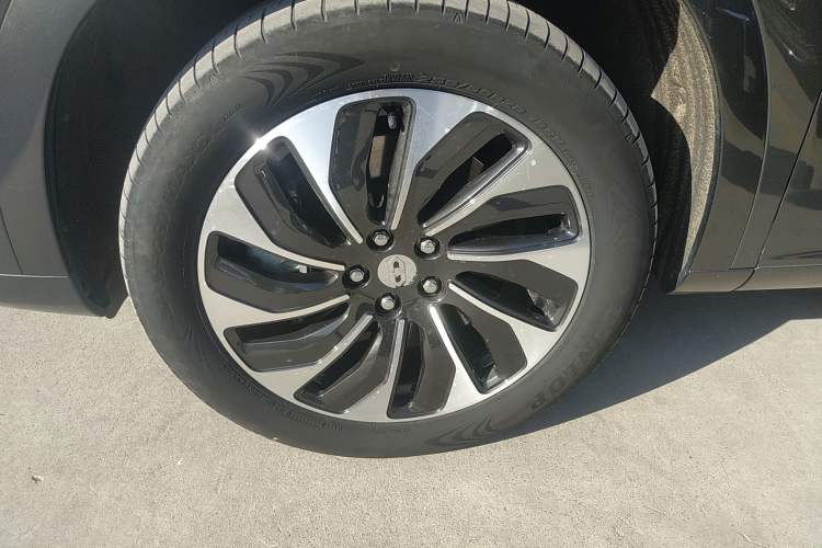 Used Hima AITO M7 2022 1.5T Four-Wheel Drive Luxury Edition
