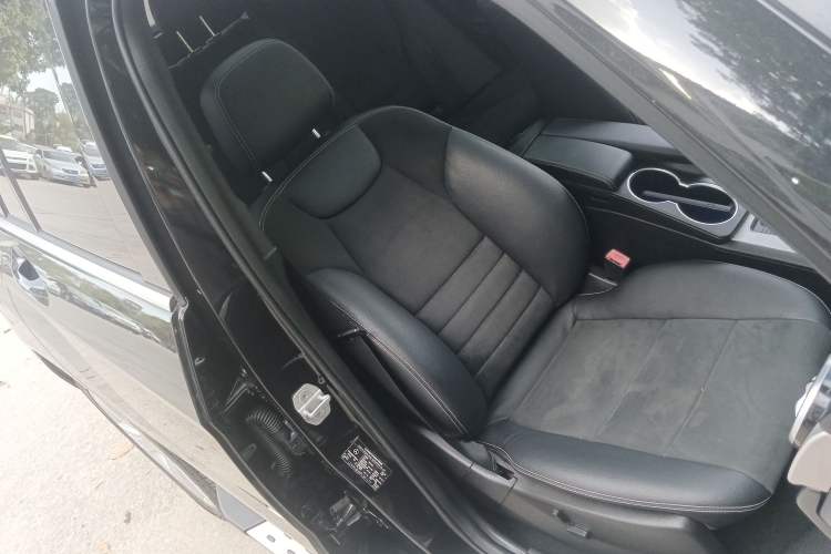 Used Mercedes-Benz GLK-Class 2014 GLK 200 Standard Model