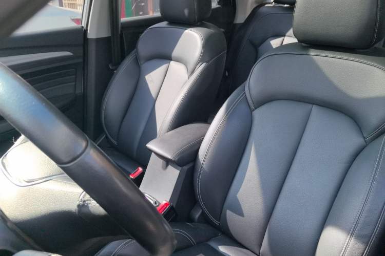 Used Roewe RX3 2018 1.6L CVT Internet Smart Edition
