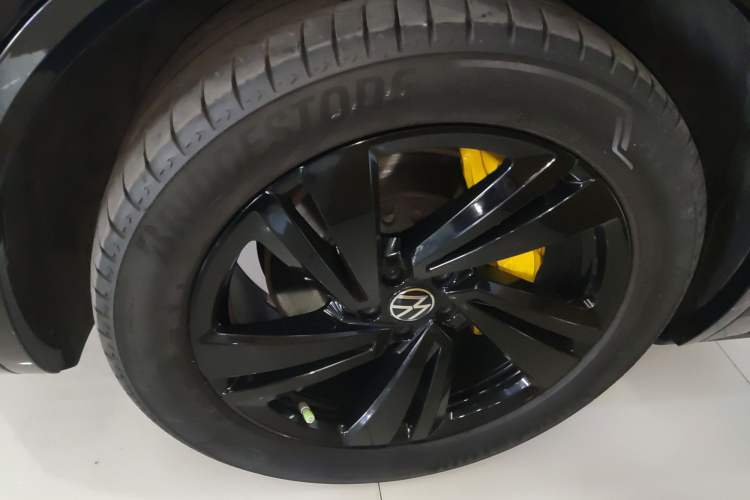 Used Volkswagen Touareg 2022 3.0 TSI Luxury Edition Black Diamond Sport Package
