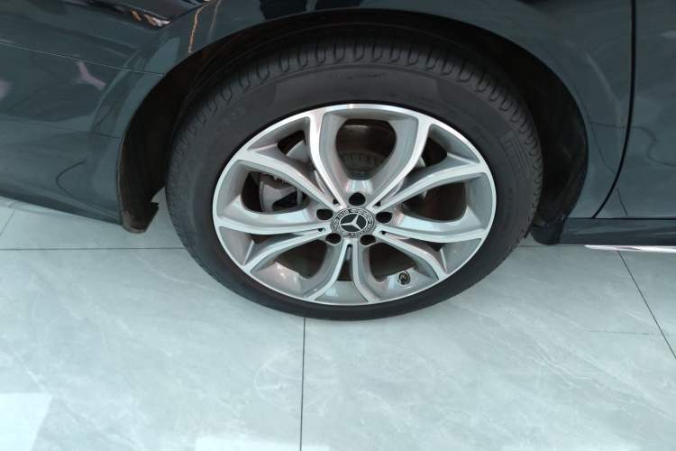 Used Mercedes-Benz E-Class 2020 Restyled E 300 L Sporty and Stylish Edition