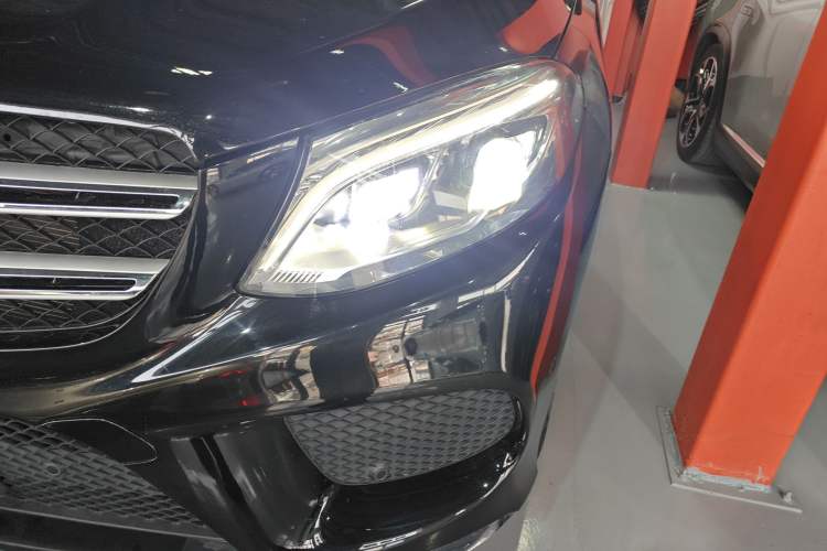 Used Mercedes-Benz GLE 2018 GLE 400 4MATIC Exclusive Edition