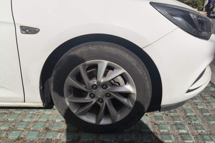 Used Buick Verano 2016 Hatchback 15S Automatic Leading Model
