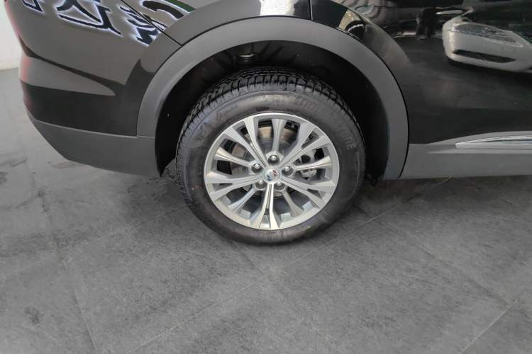 Used Buick Envision 2023 Encore Plus 652T Five-Seat Luxury Model
