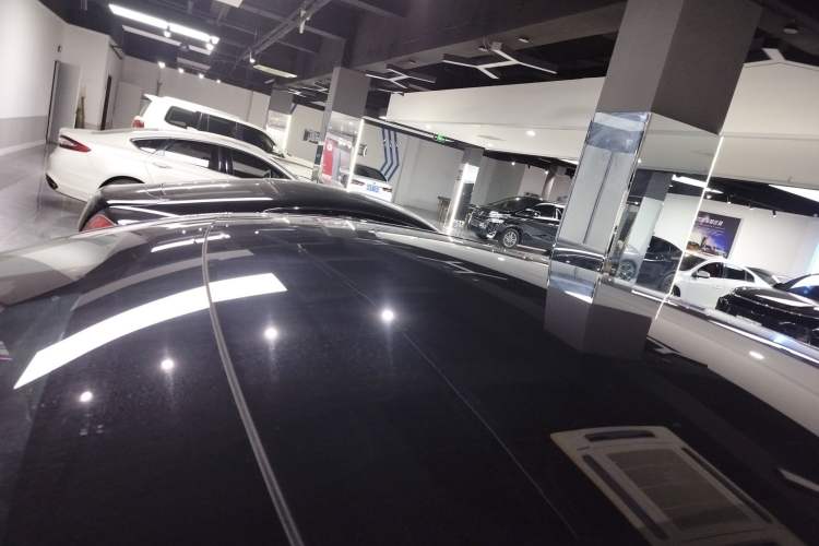 Used Tesla Model Y 2025 Rear-Wheel-Drive Version
