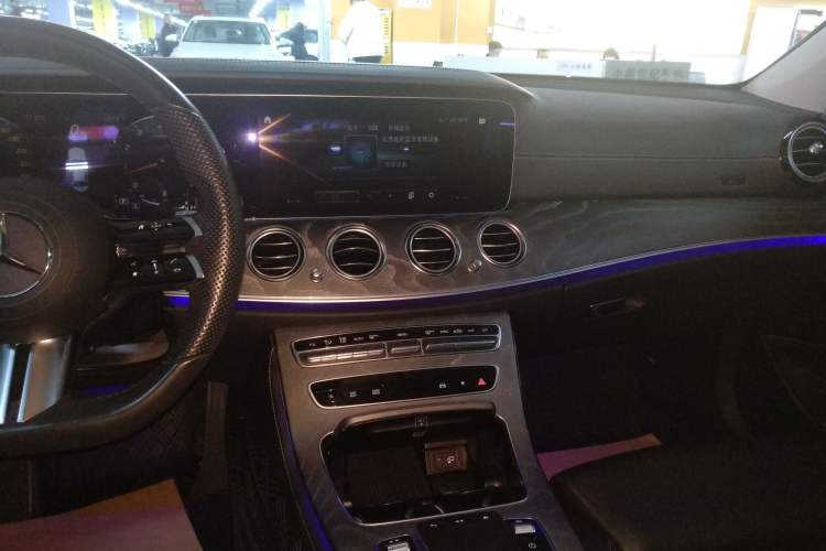 Used Mercedes-Benz E-Class 2022 Second Facelift E 300 L Sport Luxury Edition