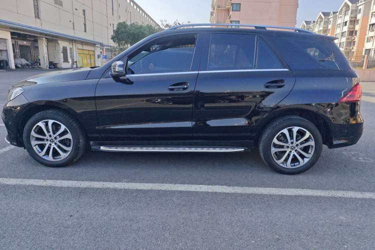Used Mercedes-Benz GLE 2017 GLE 320 4MATIC Dynamic Model