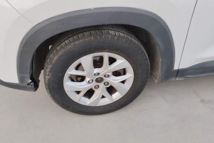 Used Wuling Hongguang S3 2018 1.5L Manual Comfort Model China V Standard