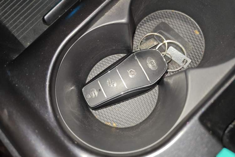 Used BYD Dolphin 2024 Honor Edition 420km Fashion Version
