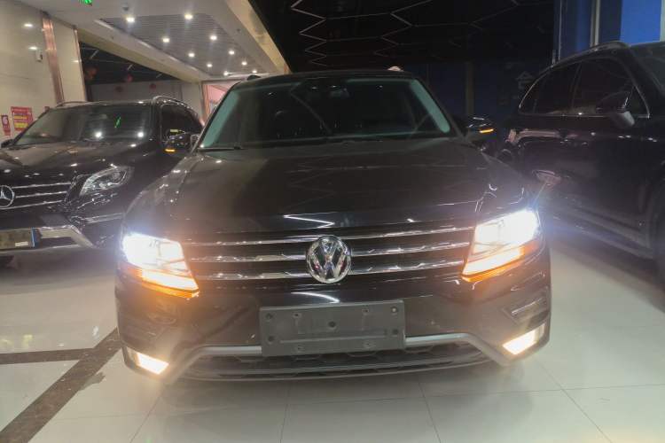 Used Volkswagen Tiguan L 2018 330TSI Automatic Two-Wheel Drive Luxury Edition
