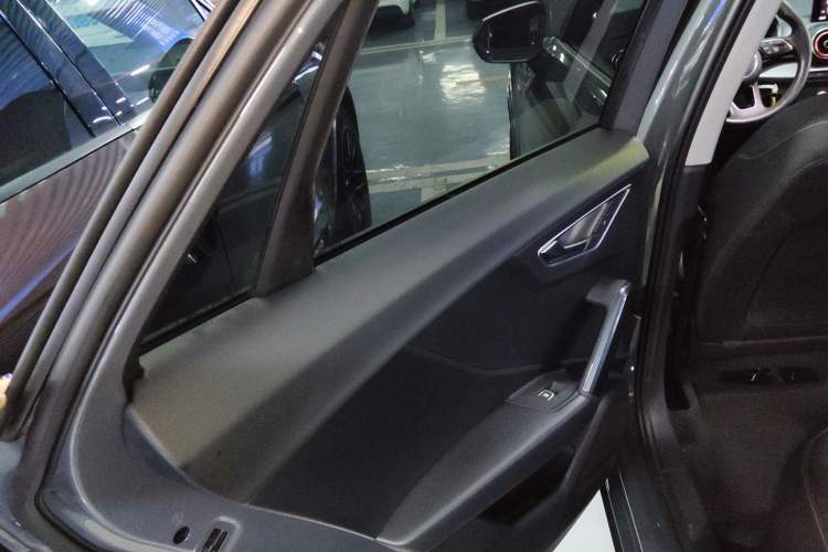 Used Audi Q2L 2018 35 TFSI Launch Exclusive Edition China VI
