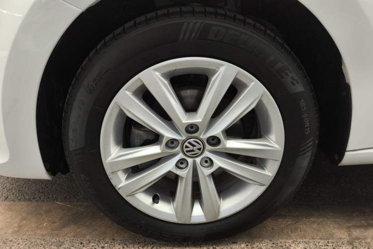 Used Volkswagen Santana 2018 1.5L Manual Comfort Edition