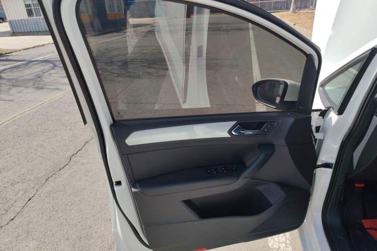 Used Volkswagen Touran 2018 Volkswagen Touran L 280TSI DSG Style Edition 7 Seats China VI Standard
