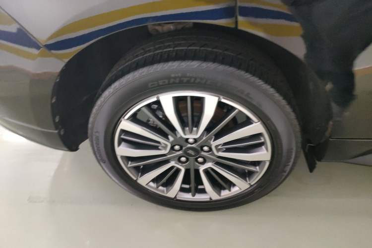 Used Ford Edge 2021 PLUS EcoBoost 245 Two-Wheel-Drive Titanium 7-Seater