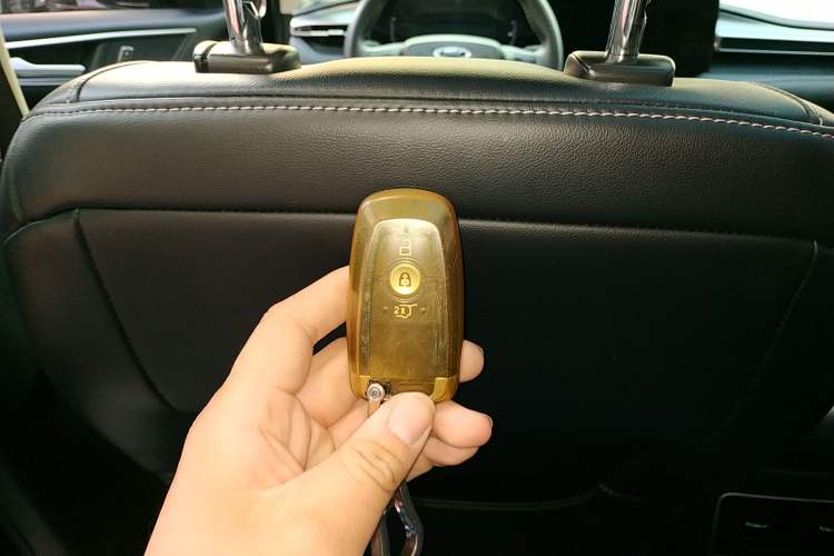 Used Ford Edge 2021 PLUS EcoBoost 245 Two-Wheel-Drive Platinum Edition 5 Seats
