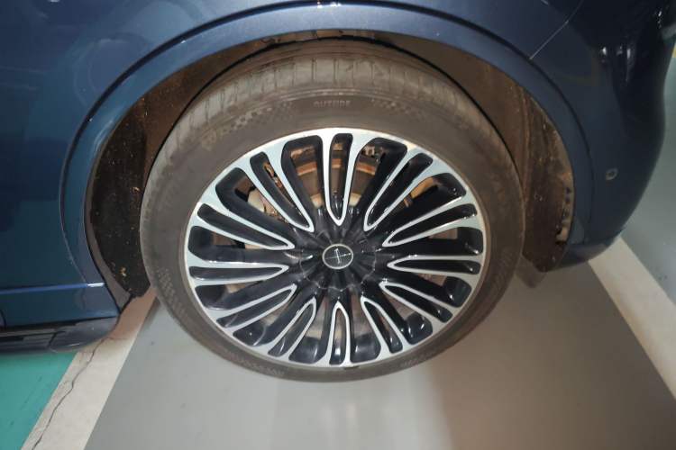 Used Lincoln Aviator 2020 3.0T V6 Four-Wheel Drive Presidential Edition
