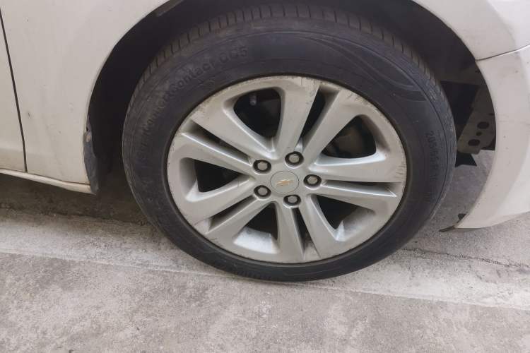 Used Chevrolet Cruze 2016 1.5L Automatic Stylish Sunroof Version
