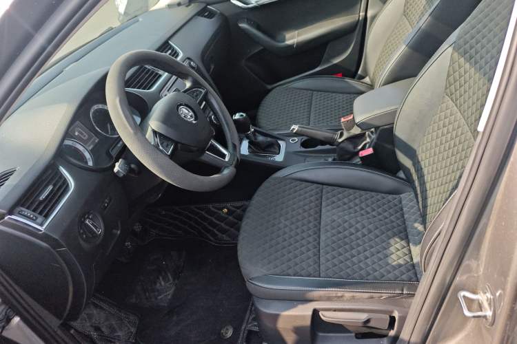 Used Skoda Octavia 2018 Station Wagon TSI230 DSG Luxury Edition