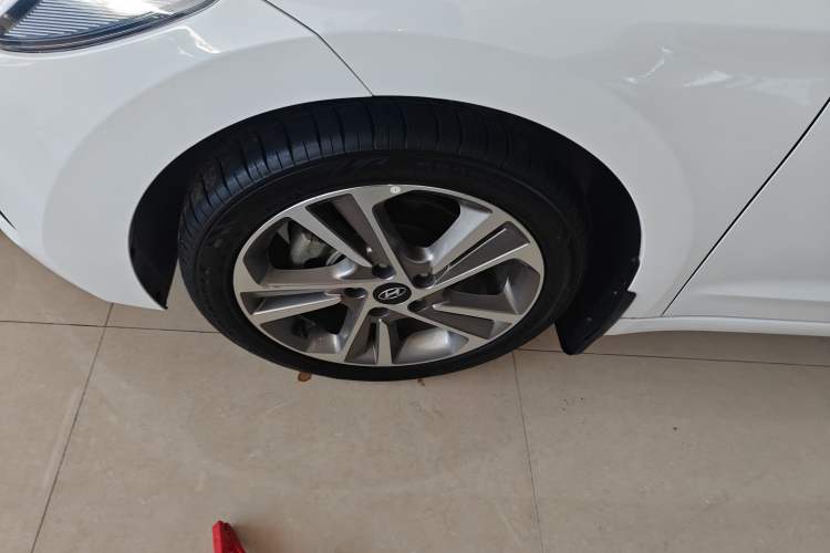 Used Hyundai Elantra 2016 1.6L Automatic ZhiXuan – Elite Version
