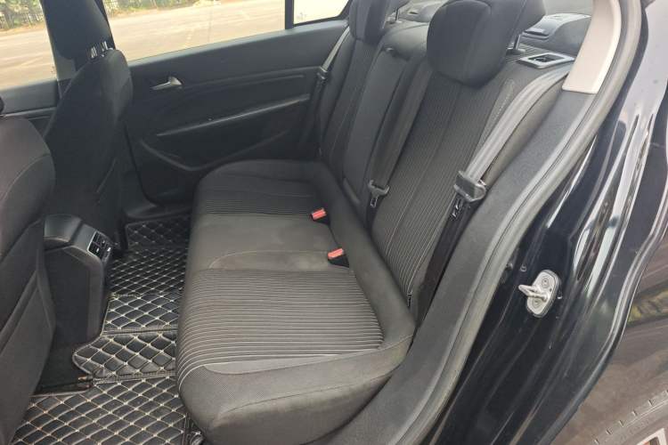 Used Peugeot 408 2014 1.8L Automatic Luxury Edition