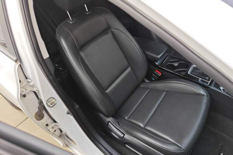 Used Hyundai Mistra 2016 1.8L Automatic Smart GLS
