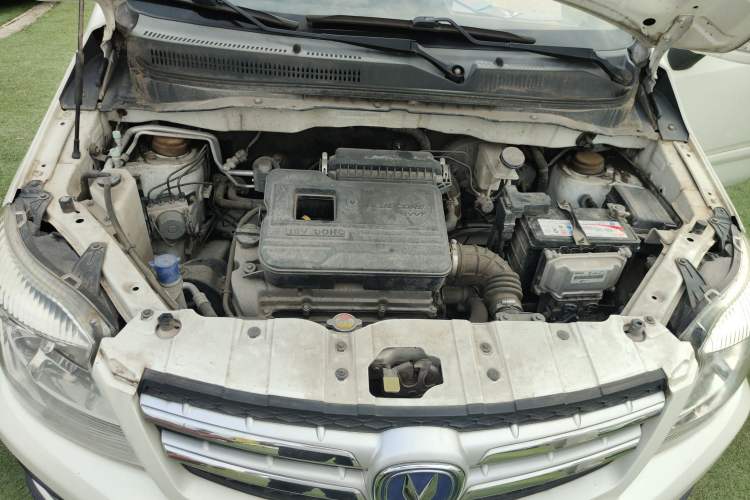 Used Changan CX20 2014 1.4L Manual Sunroof Navigation Version China V Standard
