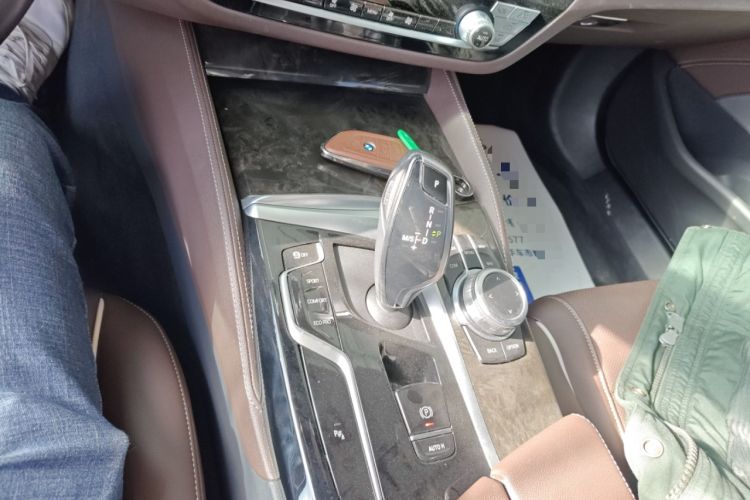 Used BMW 5 Series 2022 Restyled 525Li M Sport Package
