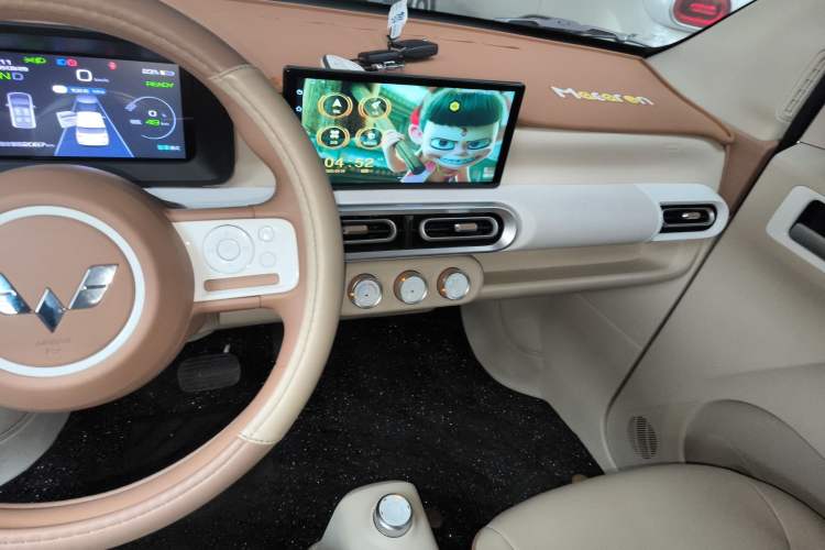 Used Wuling Hongguang MINIEV 2024 3rd Generation 215km Youth Edition
